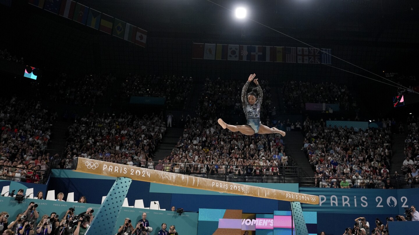 One Extraordinary (Olympic) Photo: Simone Biles, USA gymnastics