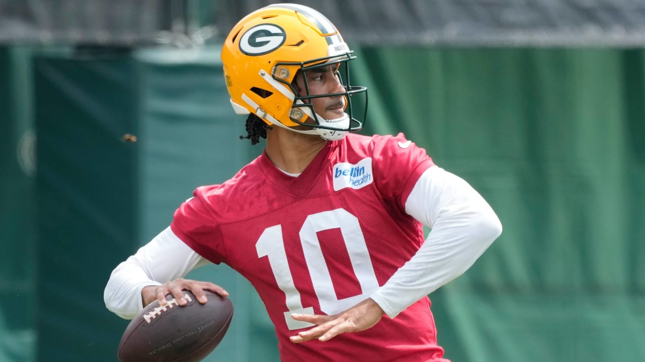 Packers signing QB Jordan Love to four-year, $220 million contract extension