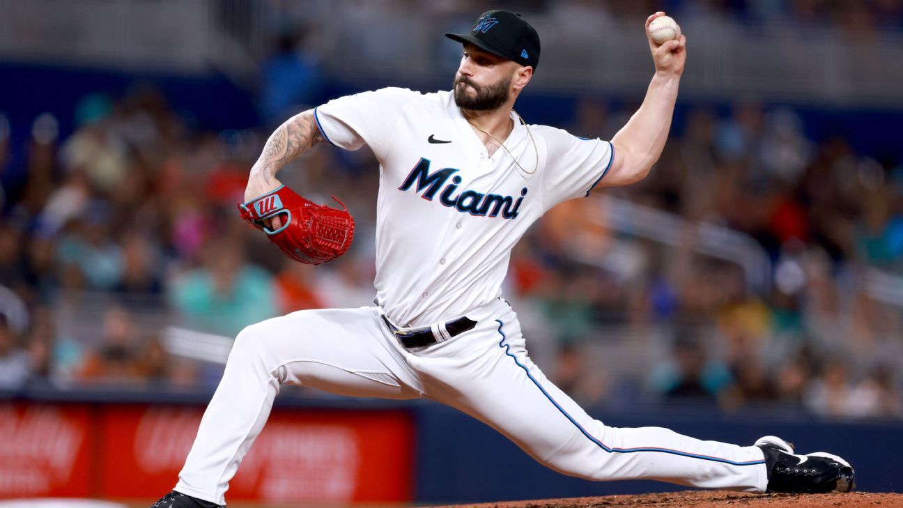 Padres bolster bullpen, acquire Marlins closer Tanner Scott