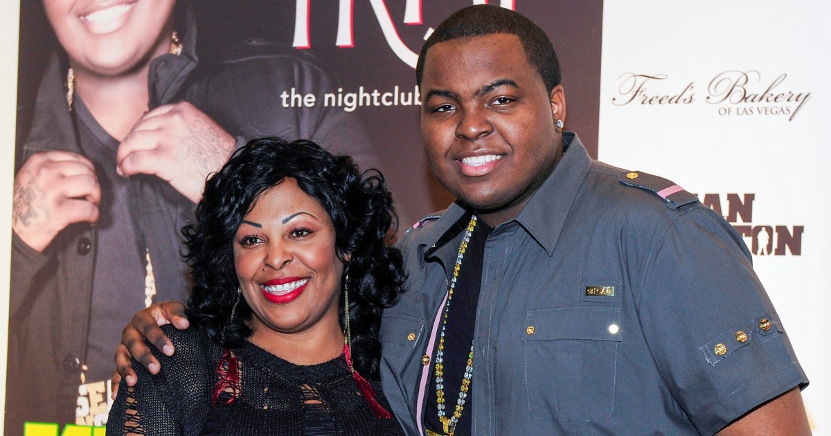 Rapper Sean Kingston and his mother indicted on federal charges in alleged $1M fraud scheme