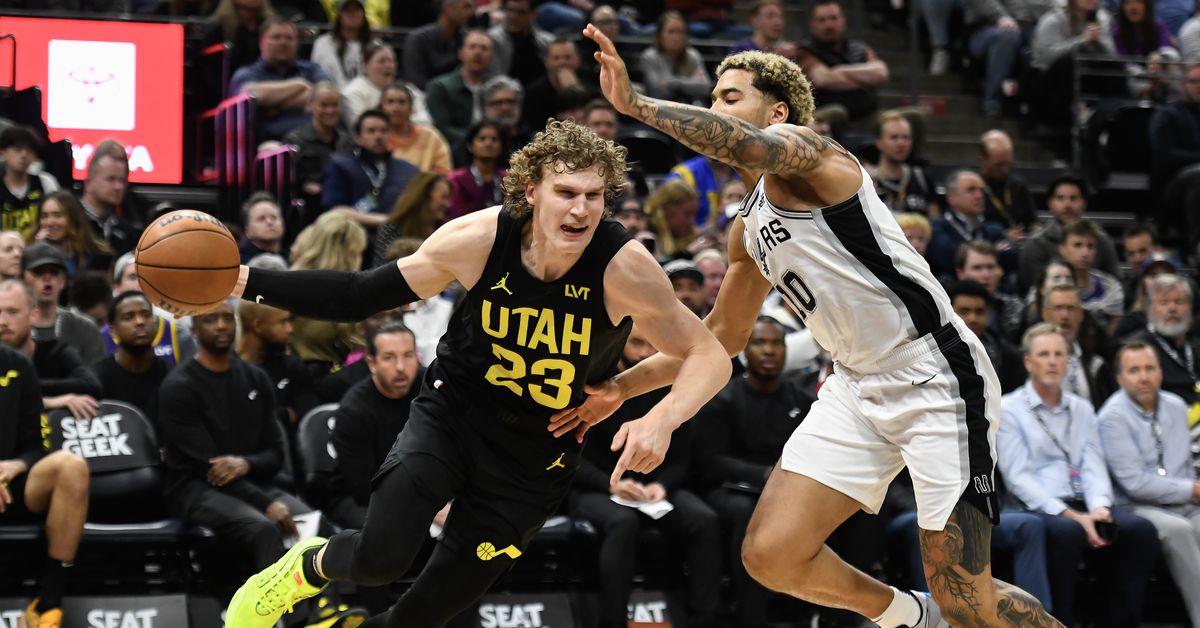 Rumor: Spurs interested in trading for Lauri Markkanen