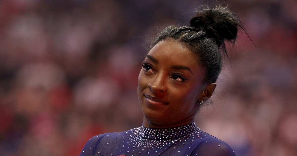 Simone Biles Uses Charlotte Tilbury Lip Liners