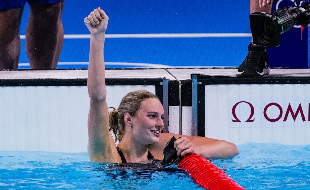 Summer McIntosh Becomes Breakout Swimmer of Paris Olympics