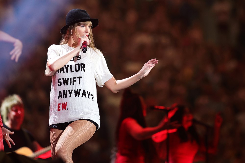 Taylor Swift Fans Realize ‘22’ T-Shirt for 'Eras Tour' Shows Has Hidden Zipper for Easy Quick Change