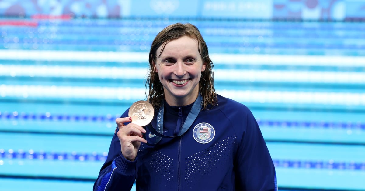 Team USA | Katie Ledecky & Women’s 4x100 Freestyle Relay Kick Off Paris 2024 Swimming With Medals