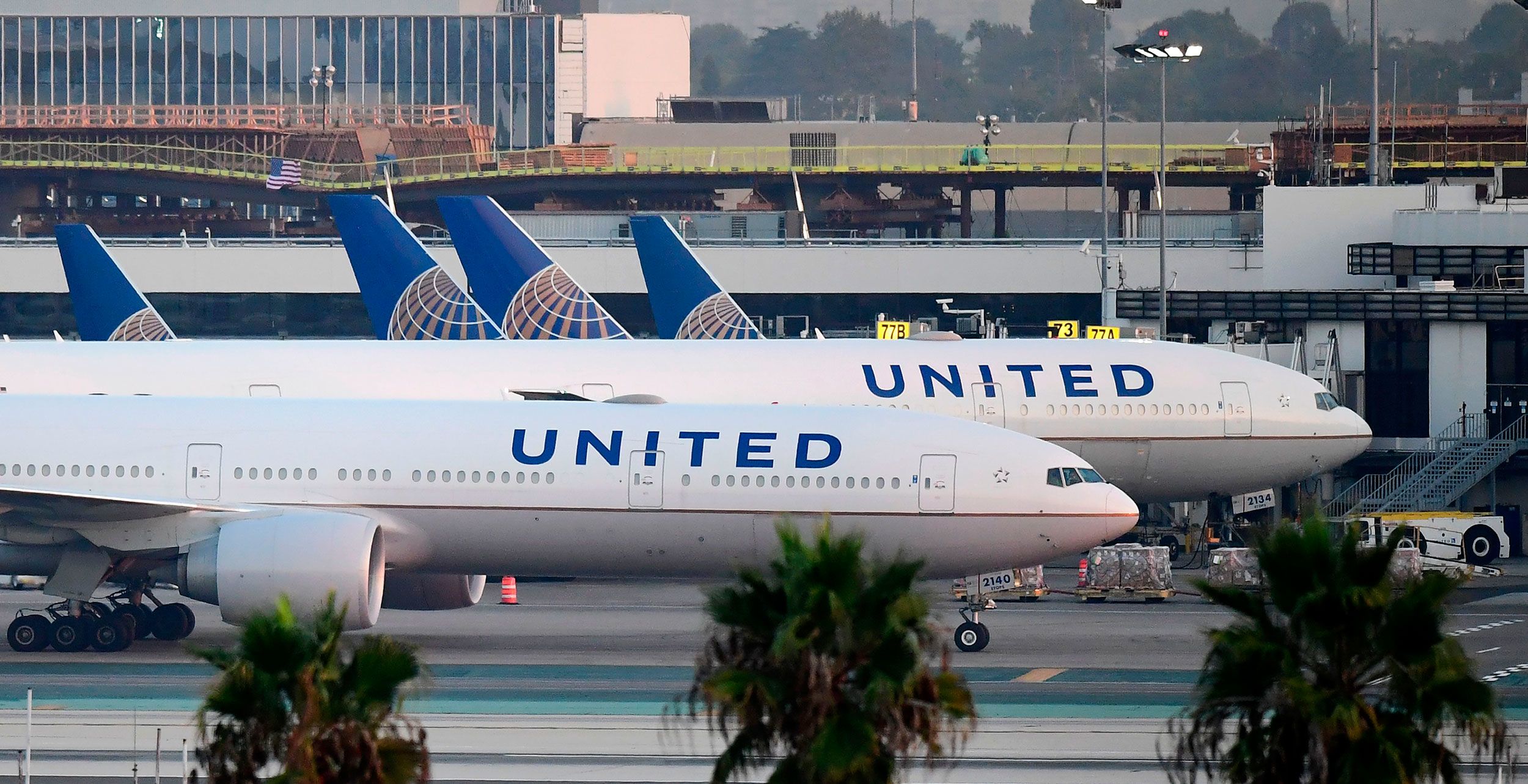 United Airlines plane loses wheel on takeoff in Los Angeles, marking latest incident for the airline - Boston News, Weather, Sports