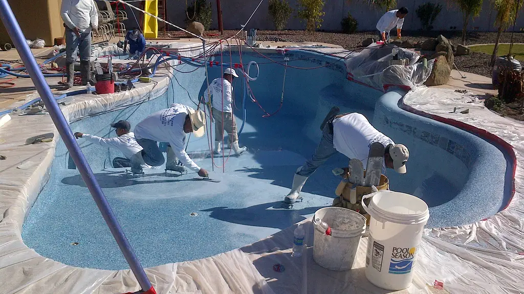 What Are the Key Steps in the Swimming Pool Construction Process?