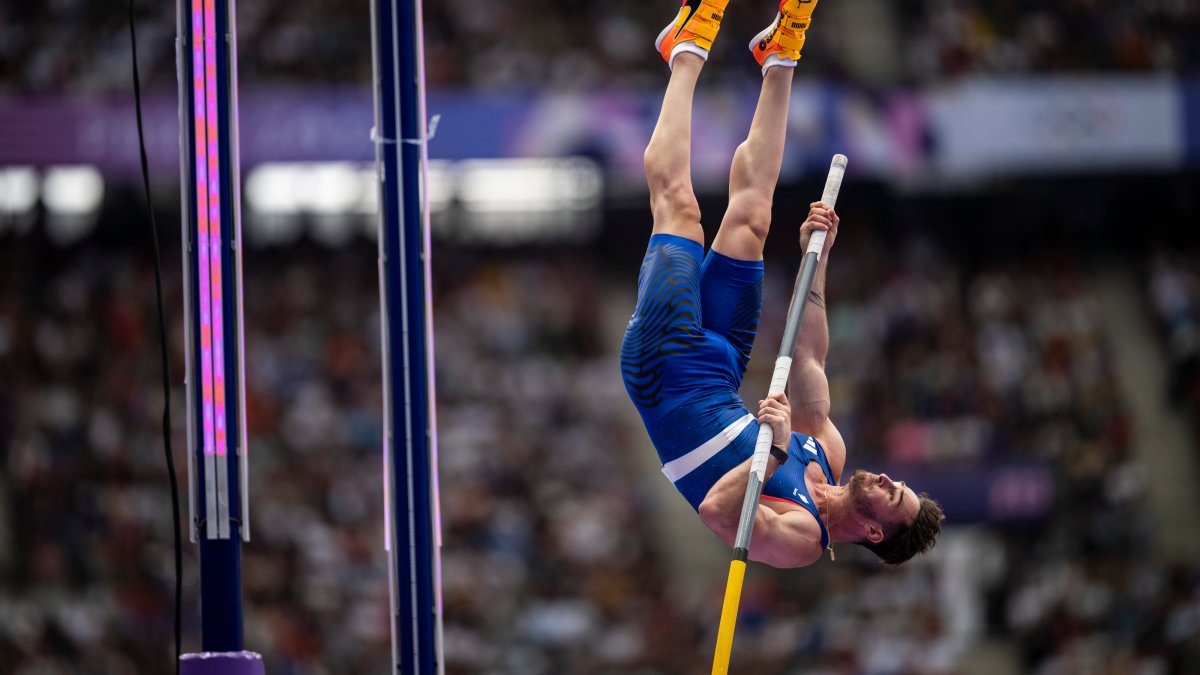 Pole vaulter Anthony Ammirati’s manhood knocks him out of Olympics – NBC Los Angeles