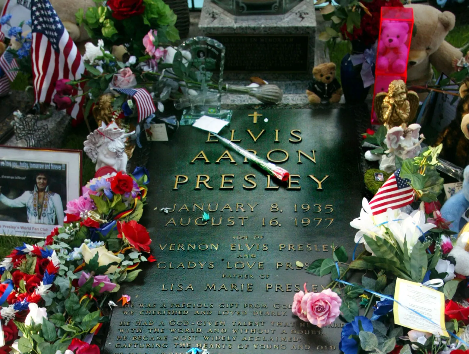 Why Crying at Elvis Presley's Grave is One of My Favorite Summer 2024 Memories