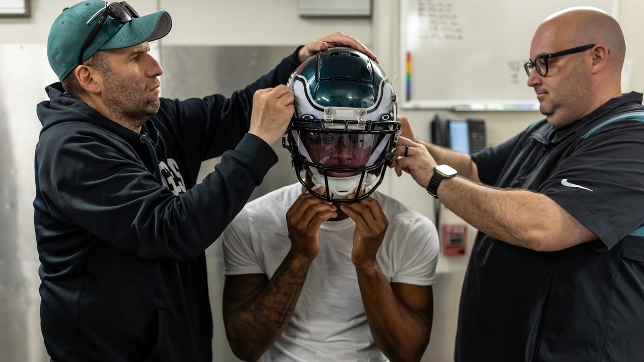 A look at the Eagles’ equipment staff