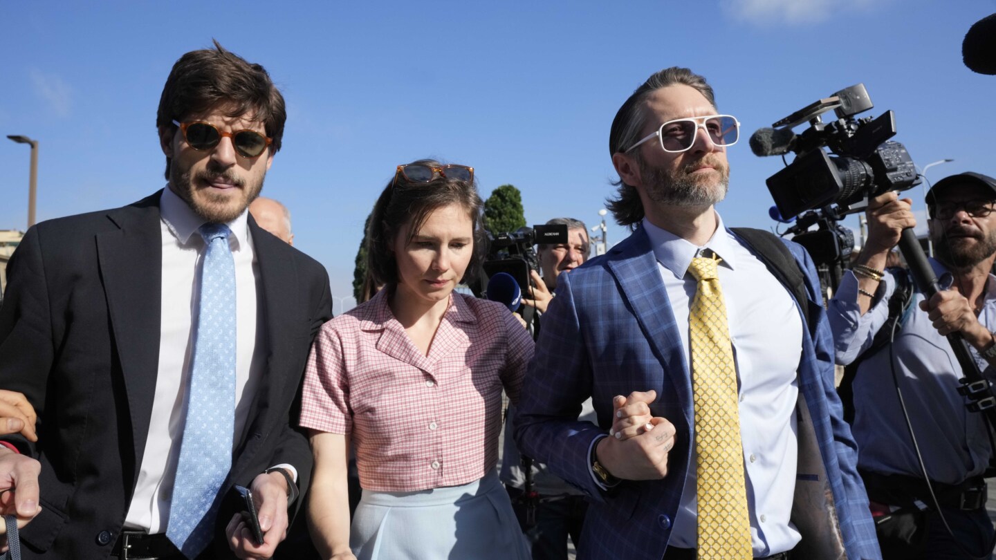 Amanda Knox wasn't coerced but 'freely' accused a bar owner in roommate's murder, Italian court says