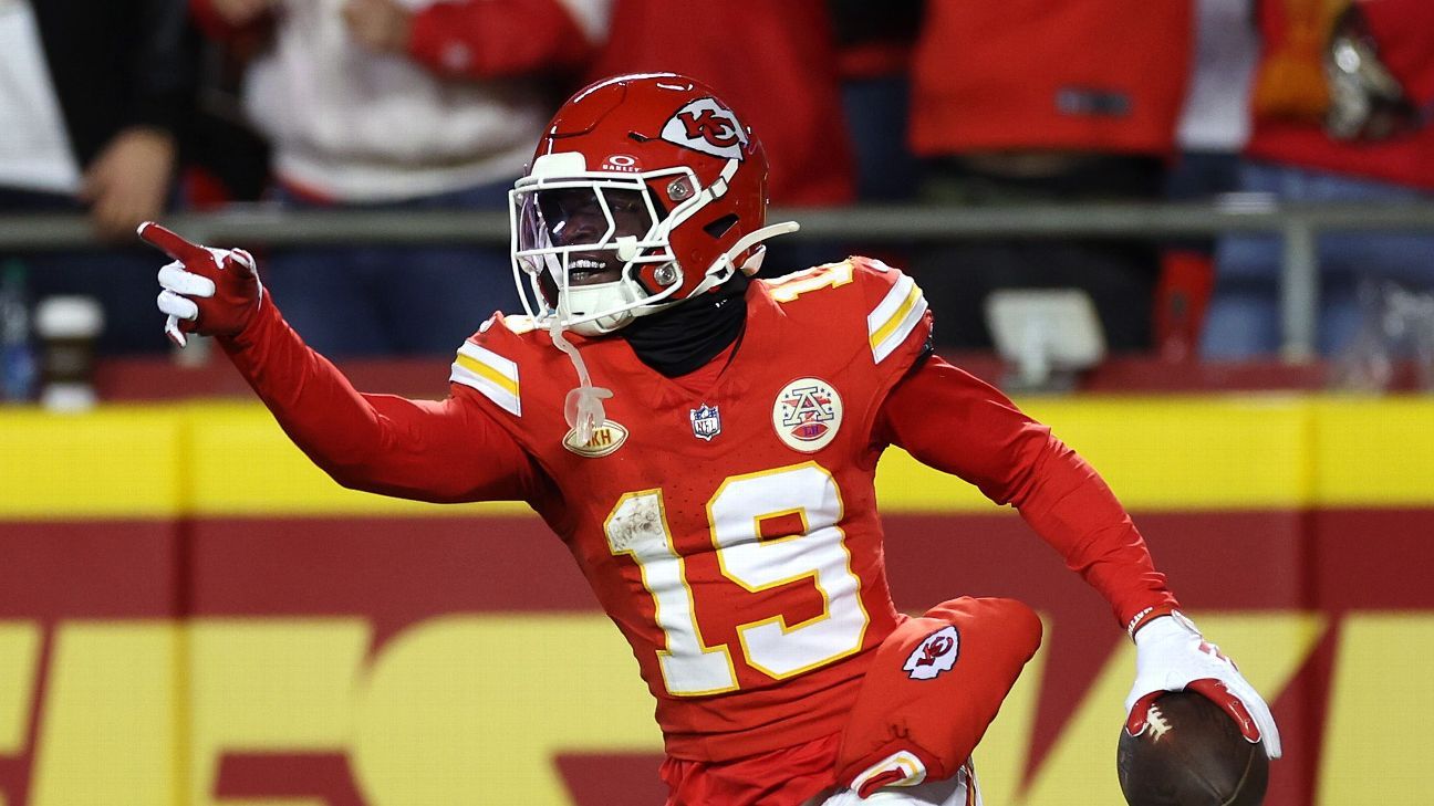 Chiefs waive WR Kadarius Toney among roster cuts