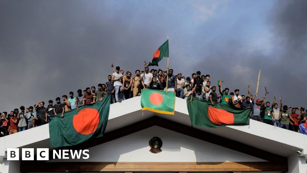 Euphoria in Bangladesh after PM flees country