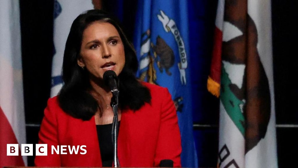 Ex-Democrat Tulsi Gabbard officially endorses Trump