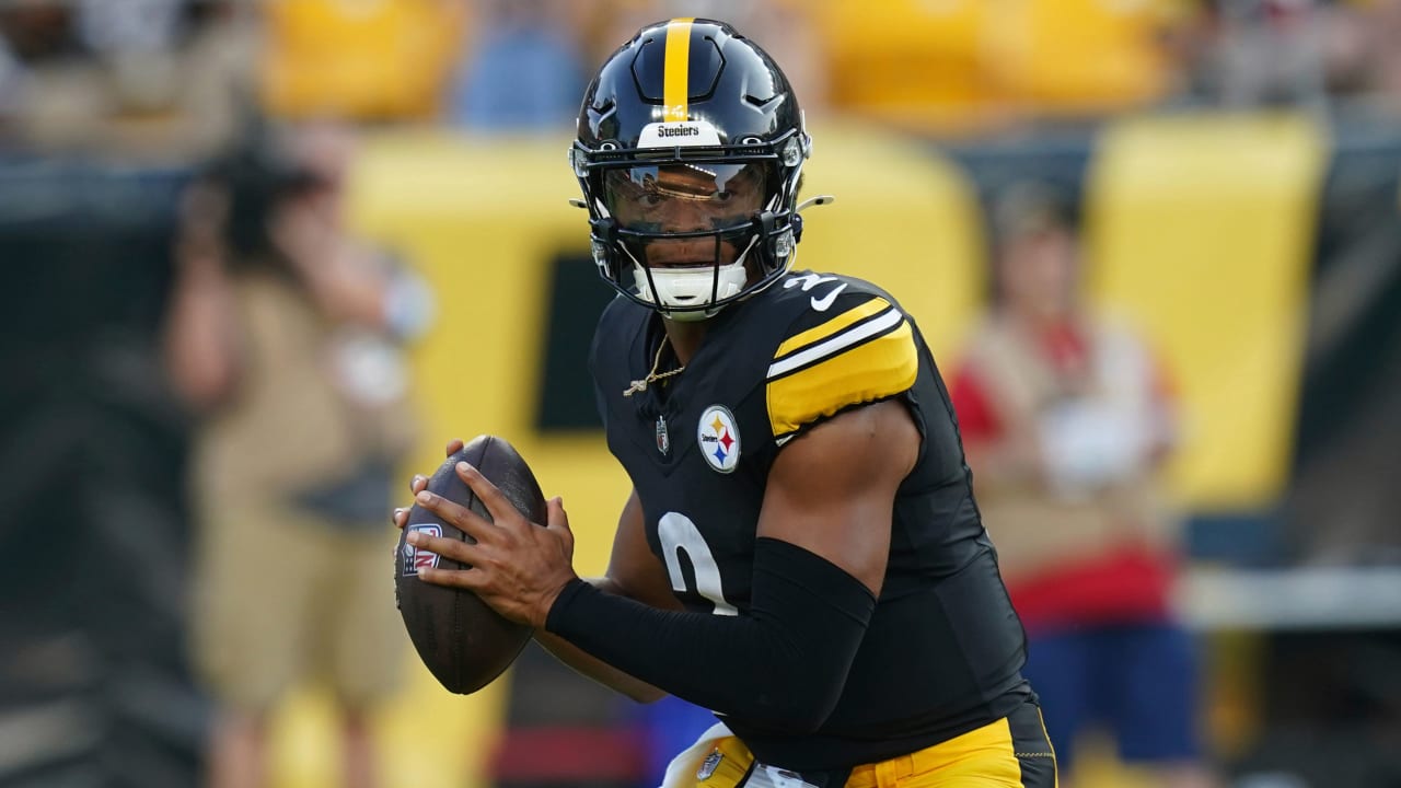 Fumbles 'negated a lot of good things' Justin Fields did in Steelers debut