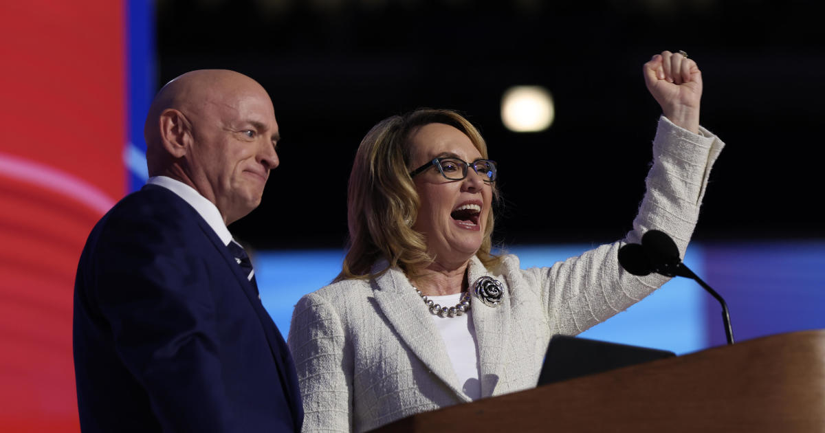 Gabby Giffords and husband Sen. Mark Kelly, in DNC speeches, praise Harris and warn of threat posed by Trump