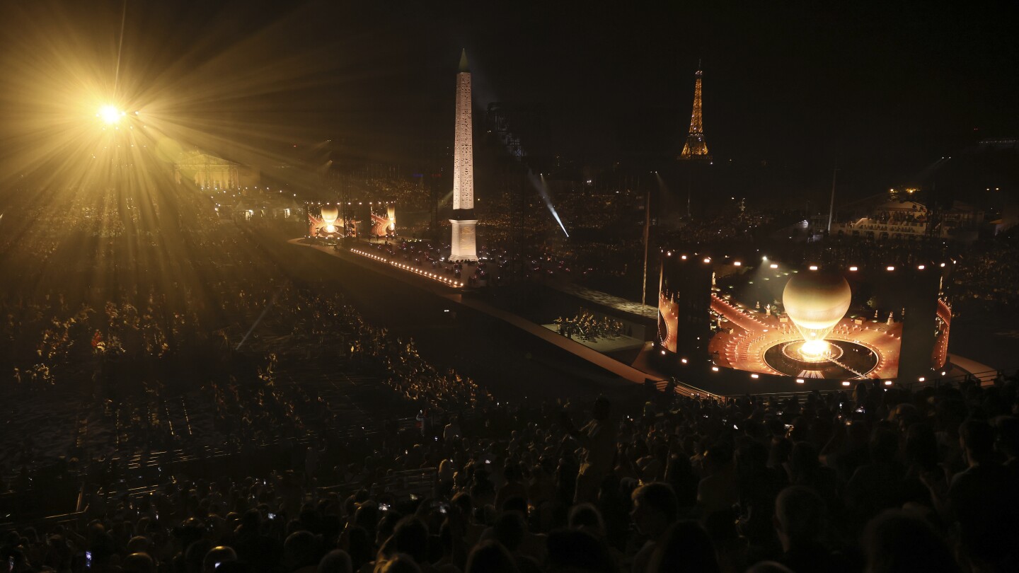 Highlights from the opening ceremony of the Paralympic Games in Paris