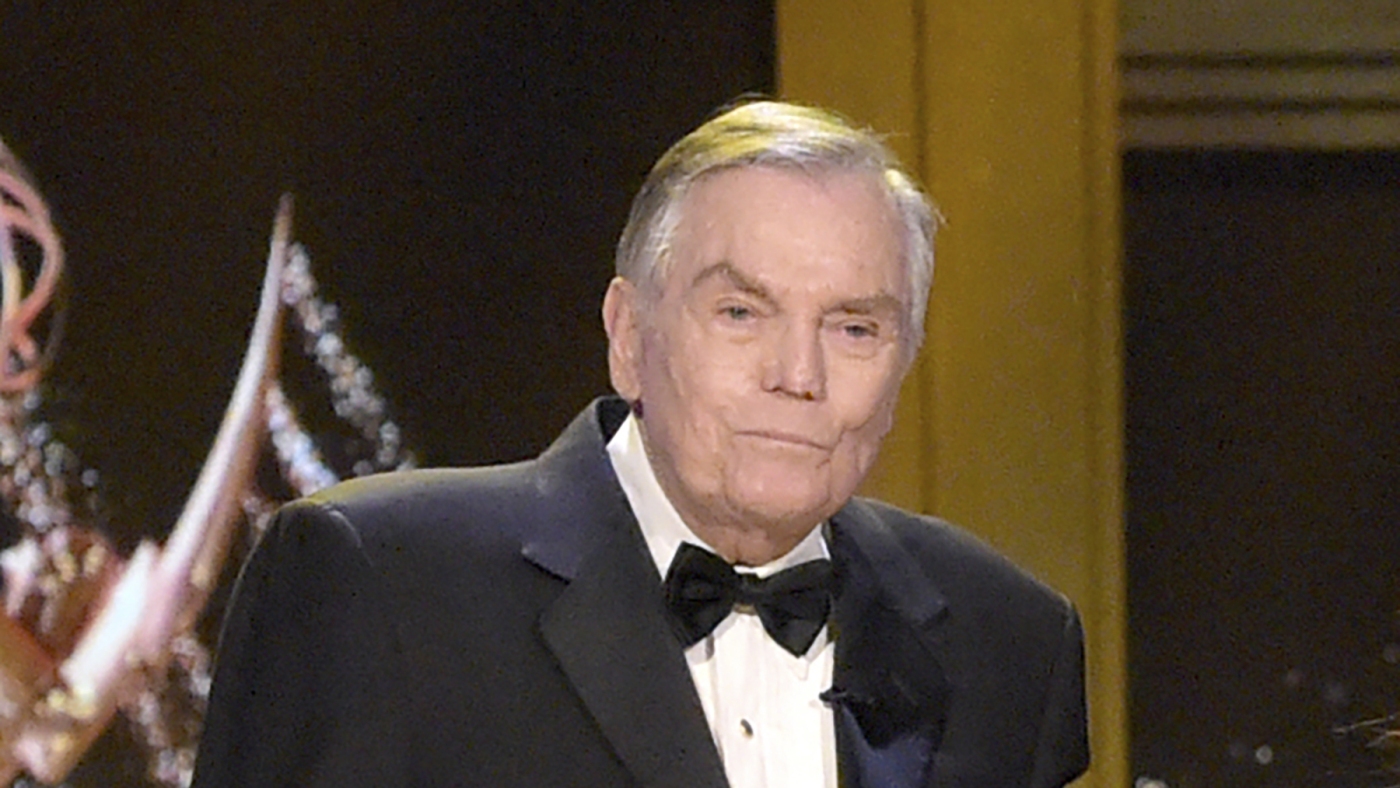 'Hollywood Squares’ host Peter Marshall dies at 98 : NPR