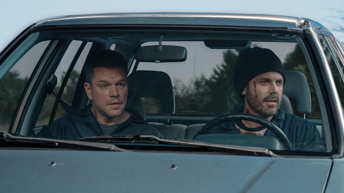 Matt Damon and Casey Affleck star in a imperfect heist : NPR