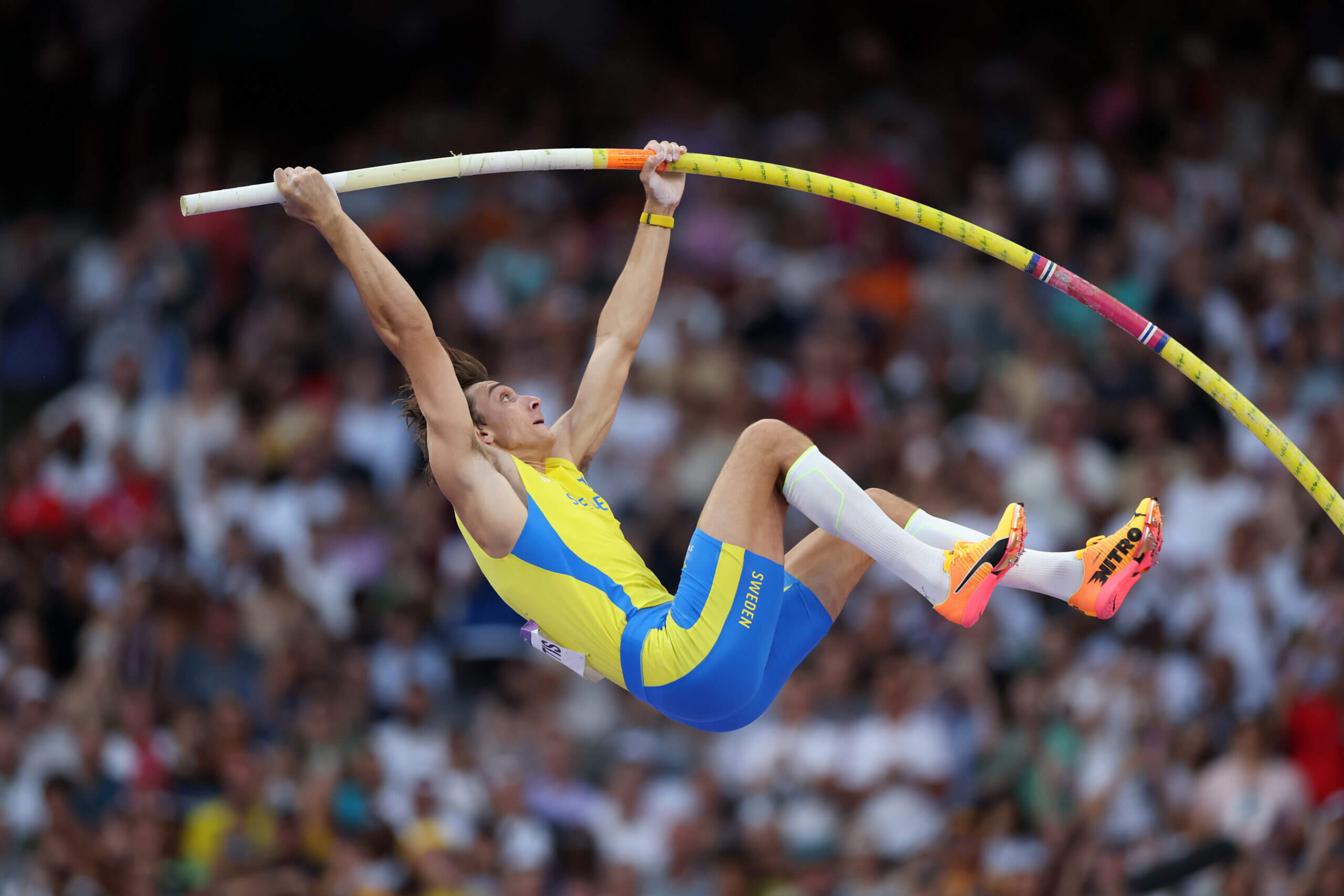 Mondo Duplantis soars to new world record, Olympic gold again: ‘He’s the fastest pole vaulter out there’