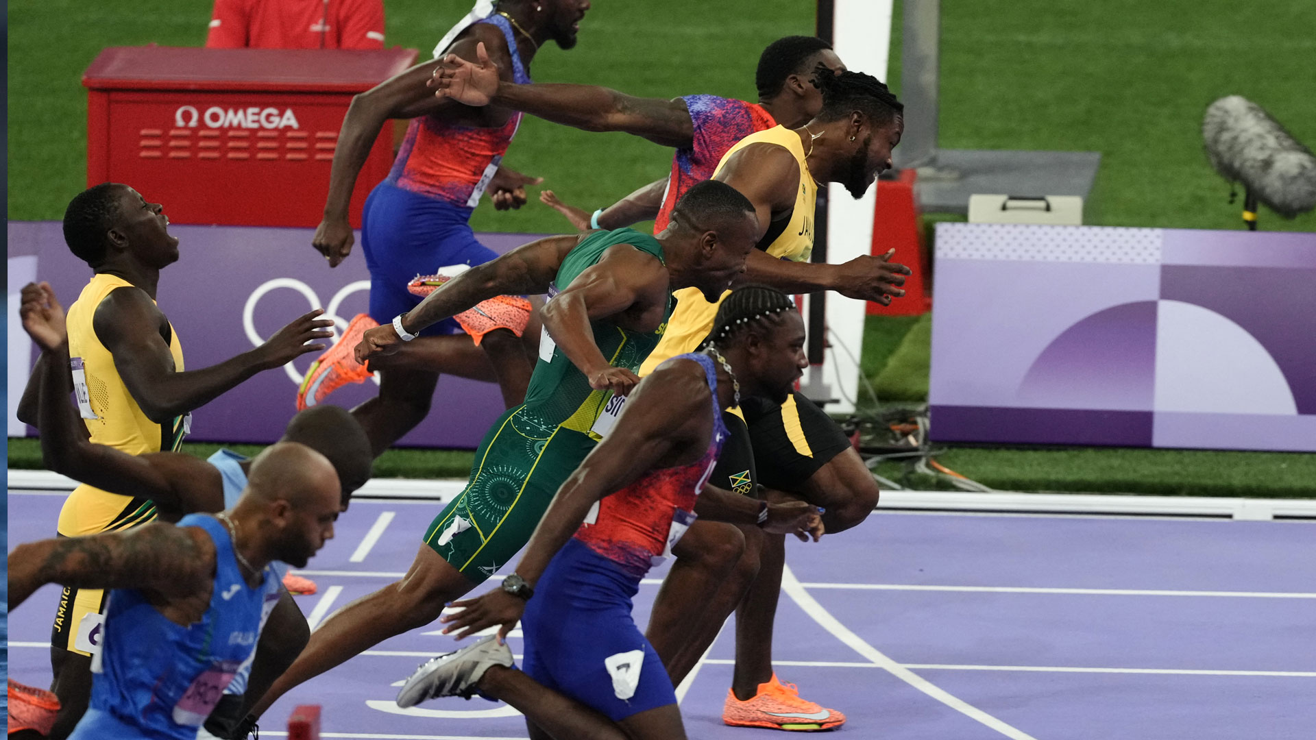 Noah Lyles wins first Olympic title, takes 100m gold in epic photo finish