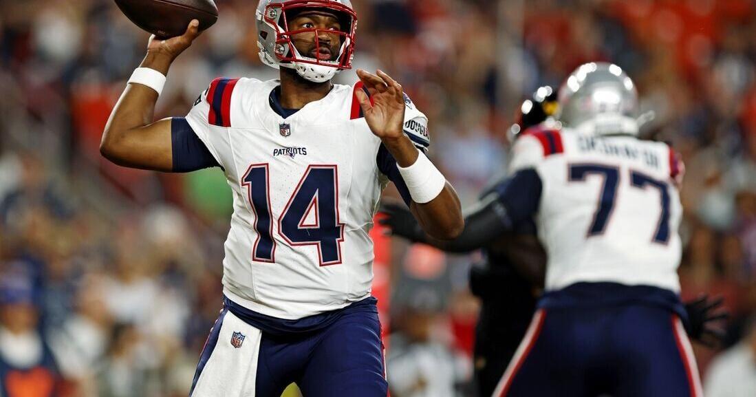 Patriots QB Jacoby Brissett suffers right shoulder injury | Nfl