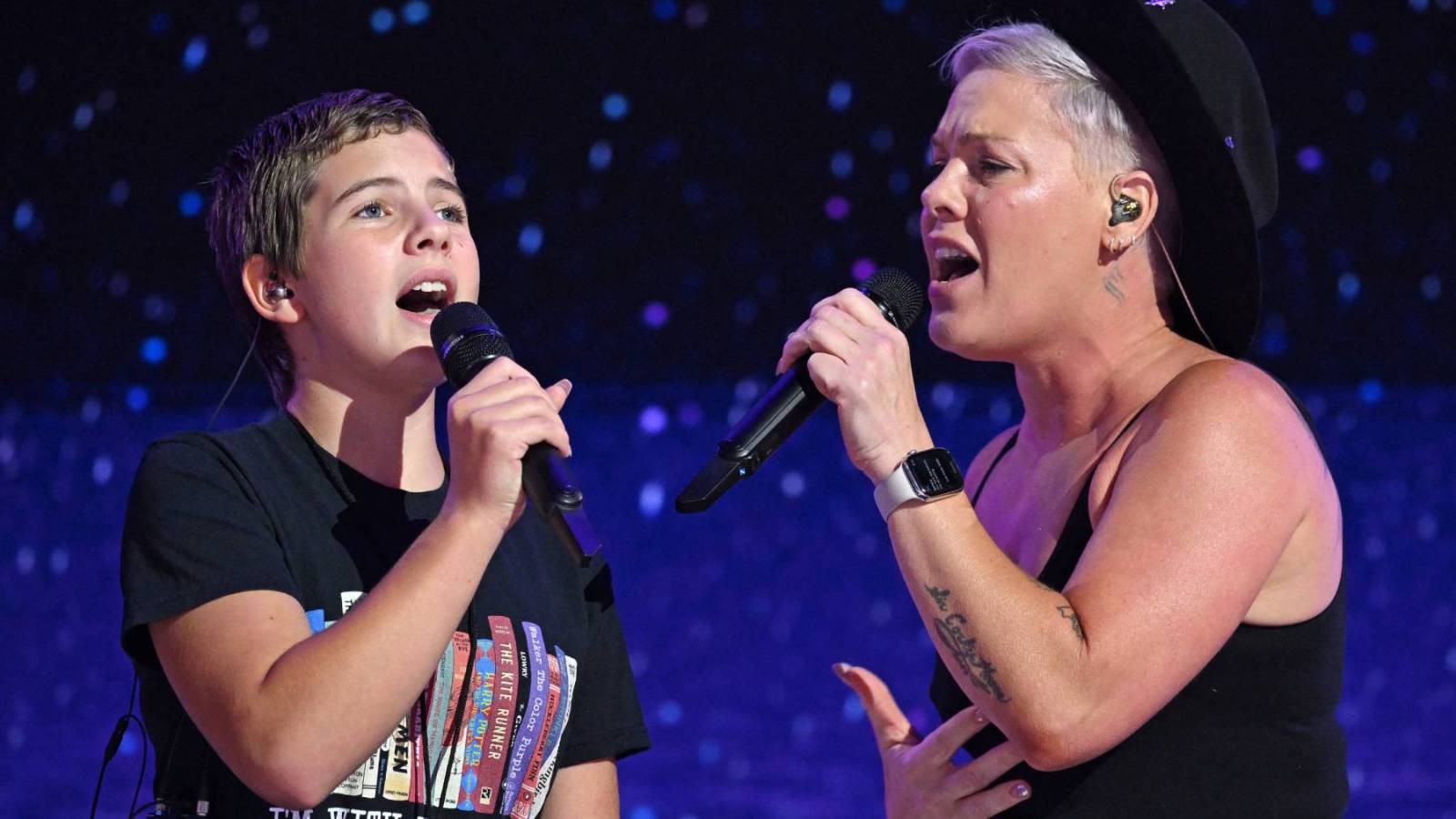 Pink Performs 'What About Us' With Her Daughter Willow Sage at DNC