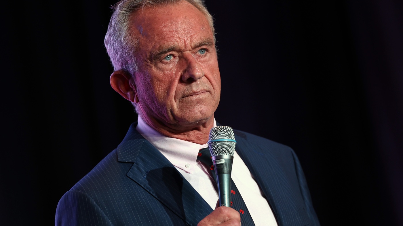 RFK Jr. confesses he left a dead bear in Central Park 10 years ago : NPR