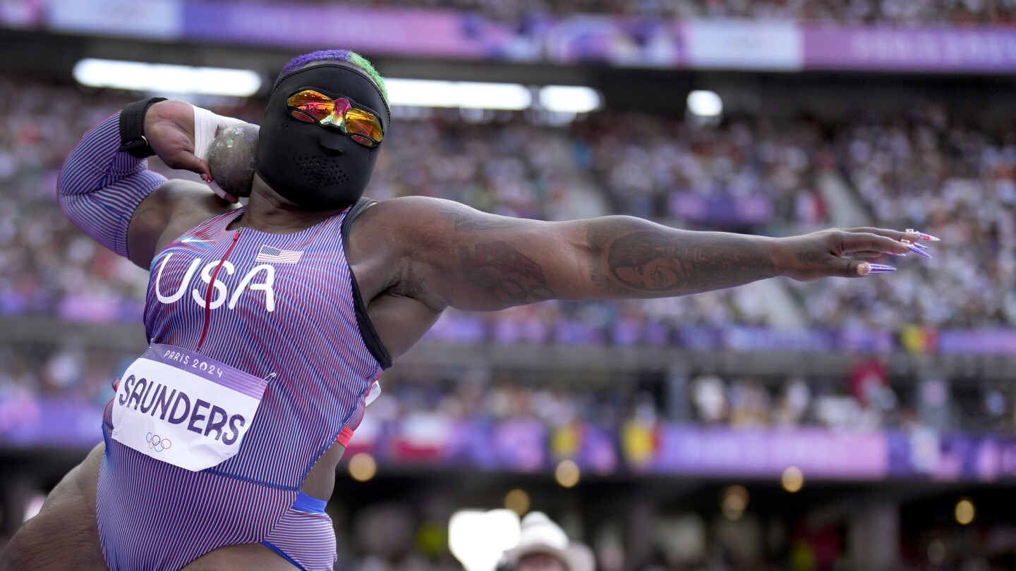 Raven Saunders, the masked shot putter, qualifies for Olympics final