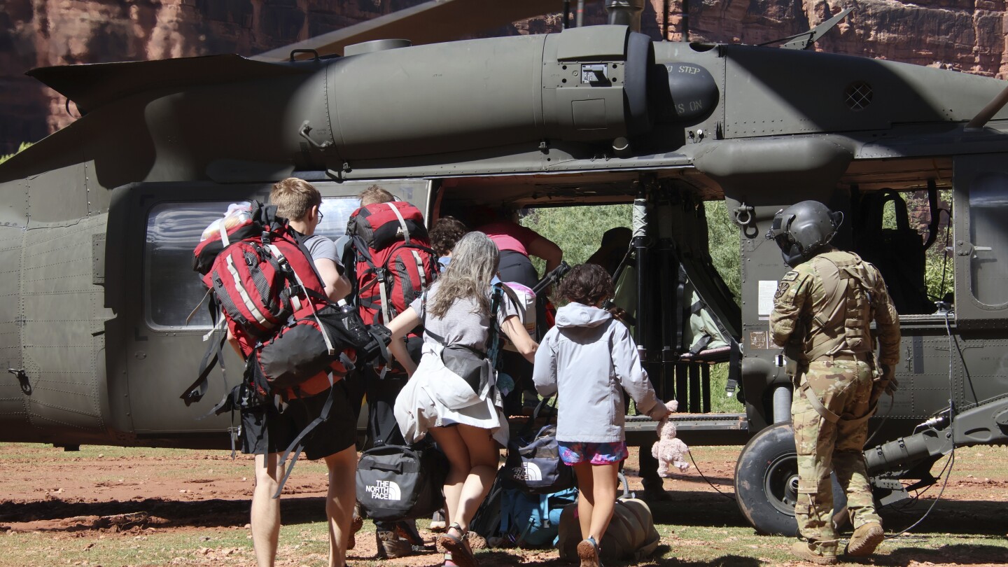 Sister says hiker still missing in Grand Canyon flash flood amid intense search