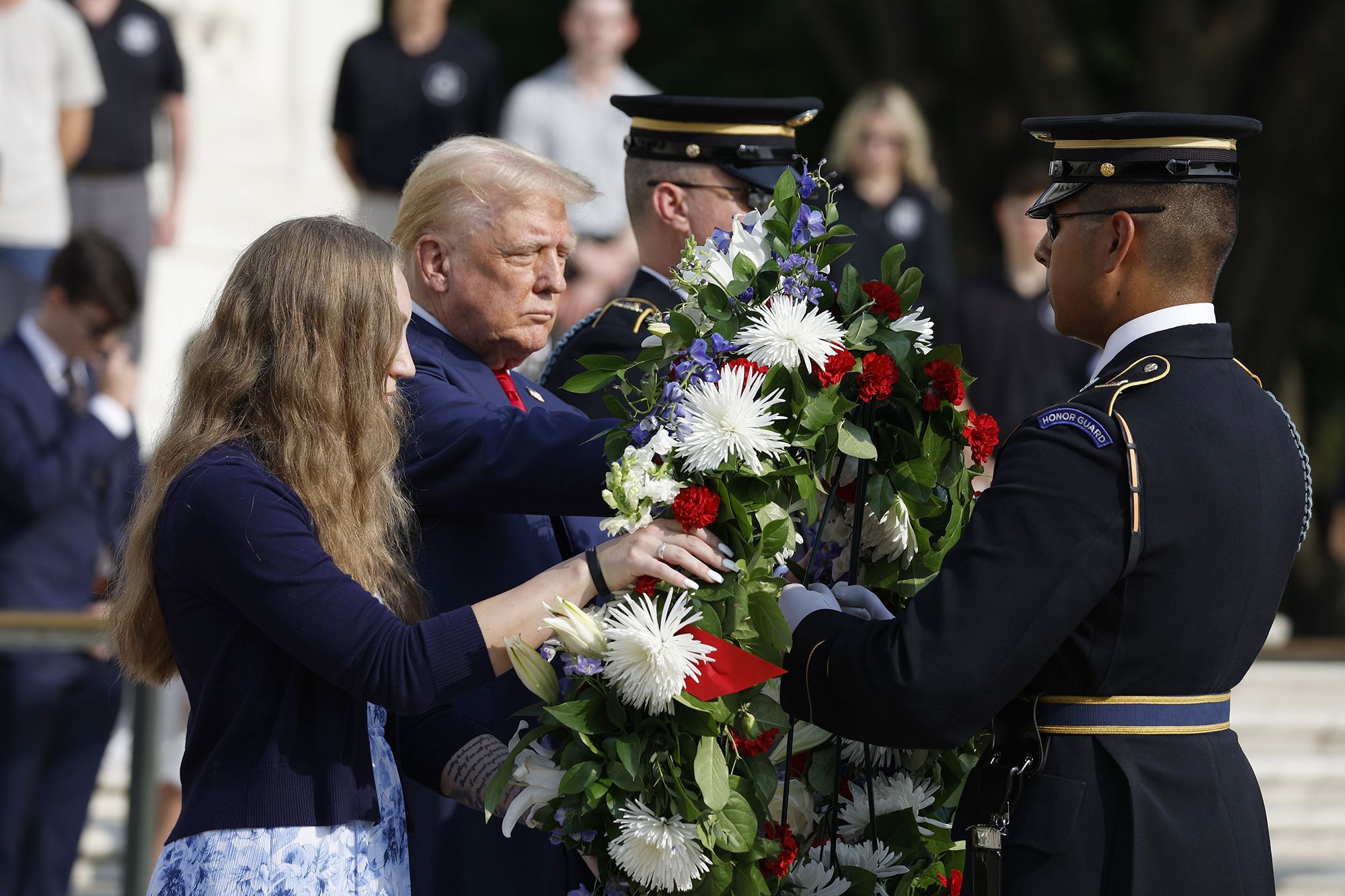 Trump's Arlington National Cemetery visit stirs controversy