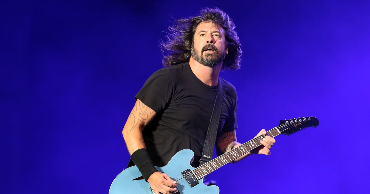 Dave Grohl Reveals He Has A New Baby Daughter Who Was Born 'Outside Of' His Marriage