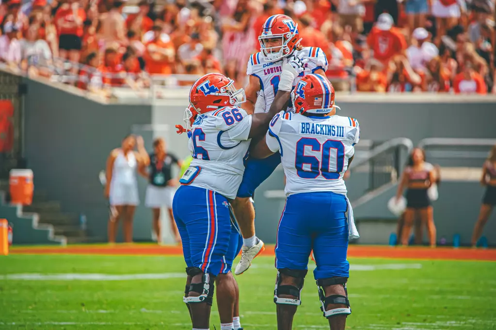 Bulldogs battled Wolfpack in Raleigh, North Carolina