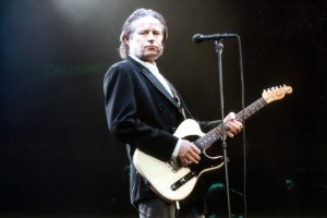 BLOOMINGTON, MN - JULY 22: Singer-songwriter Don Henley performs during The End of the Innocence! tour at the Met Center in Bloomington, Minnesota on July 22, 1990. (Photo by Jim Steinfeldt/Michael Ochs Archives/Getty Images)