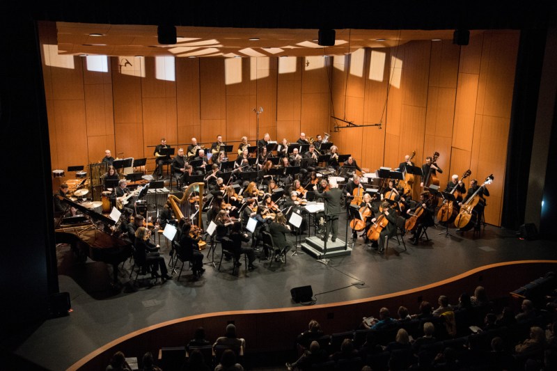 Conductor Steven Byess with Orchestra Nova Northwest. Photo courtesy of ONN.