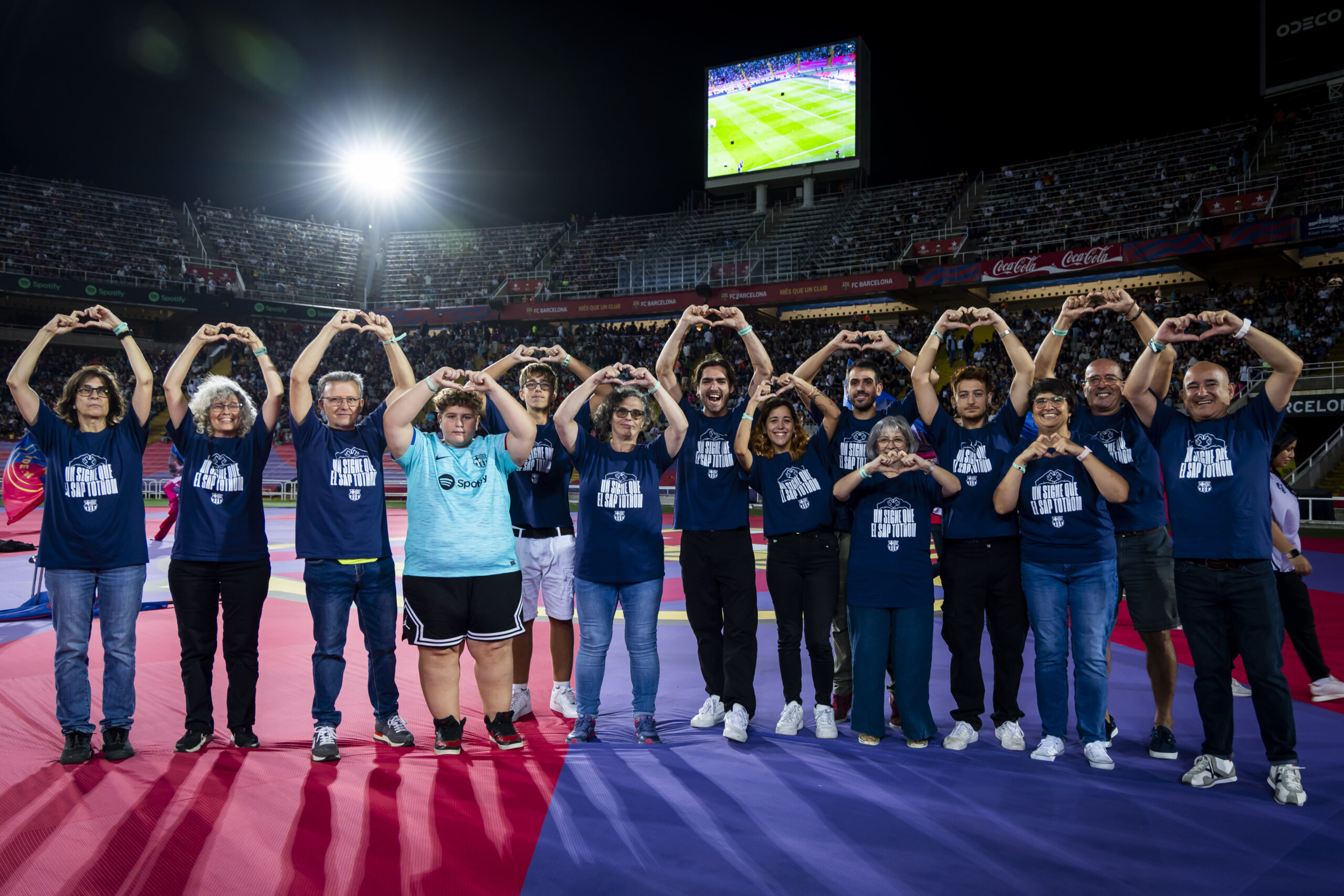 Barça Anthem subtitled and performed in sign language before Barça v Getafe match as part of International Week of Deaf People