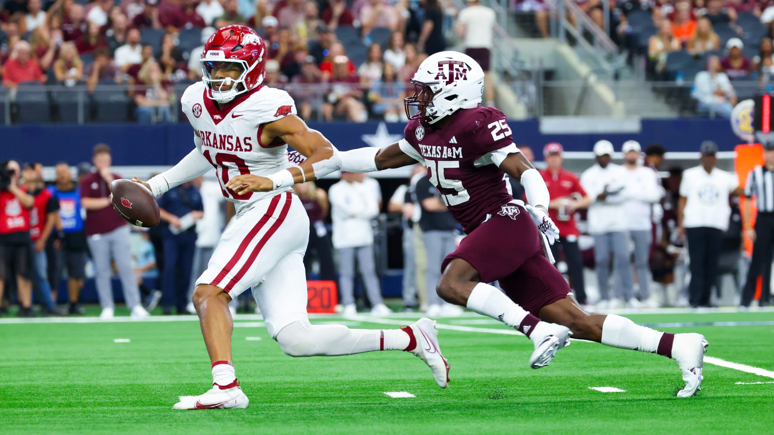 Texas A&M vs Arkansas football: Replay from Southwest Classic