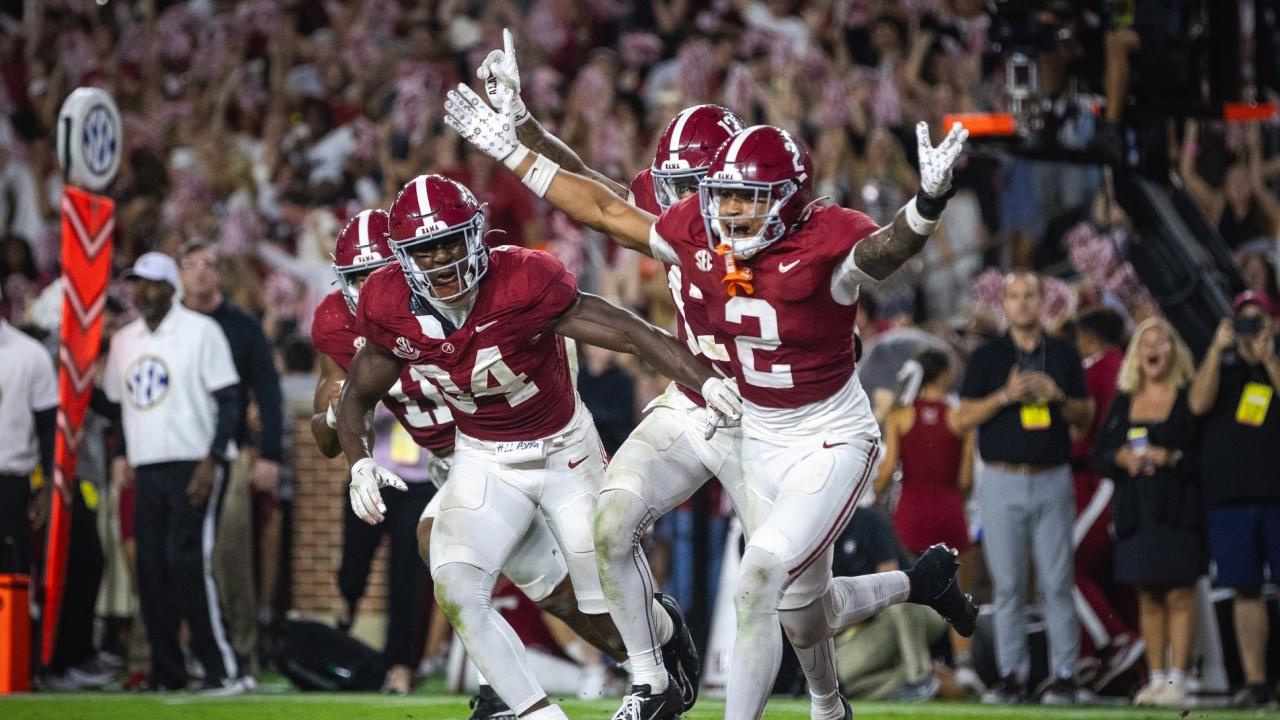 Alabama is the new No. 1 in Week 6's AP Poll