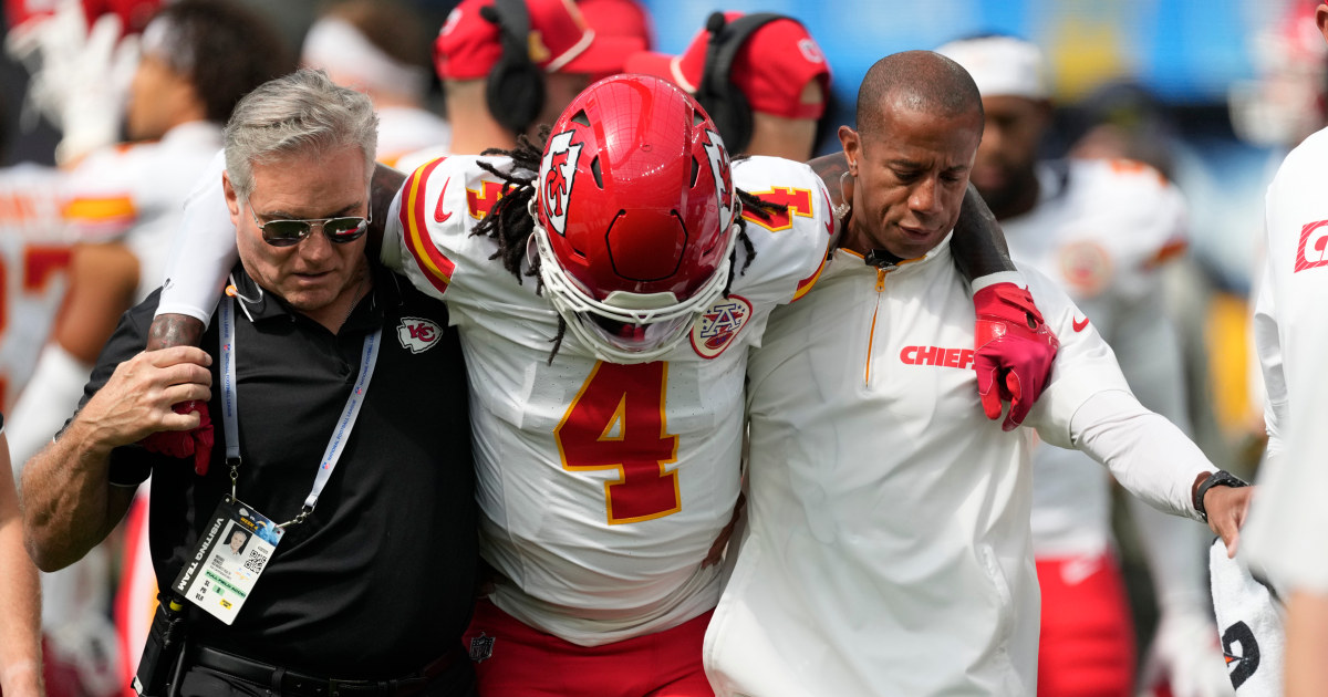 Chiefs WR Rashee Rice out after hit to knee