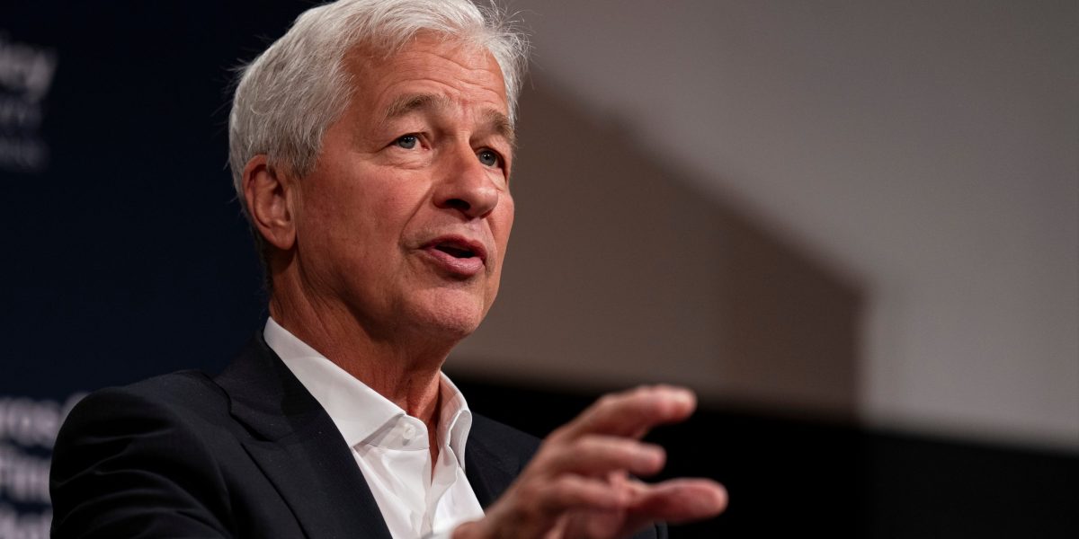 Ahead of the Fed meeting, Jamie Dimon weighs in on rate cuts