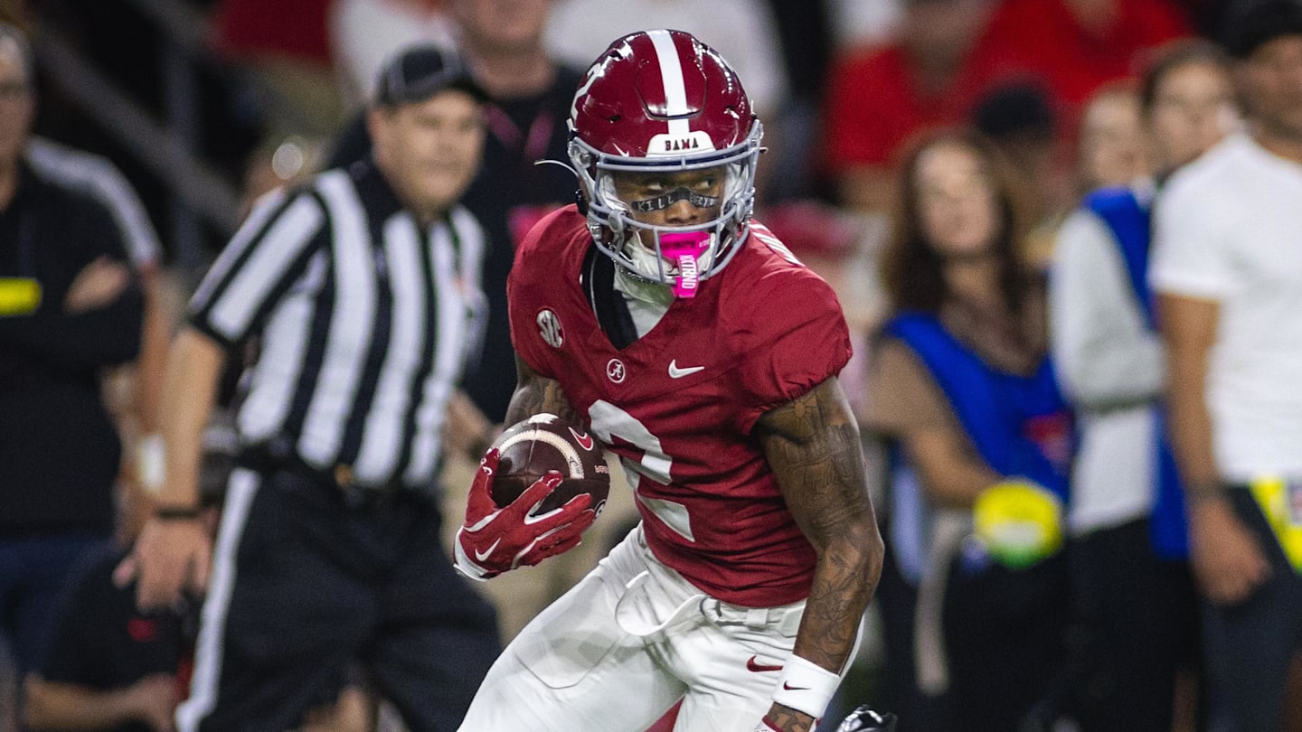 Alabama rises, Georgia falls in college football rankings