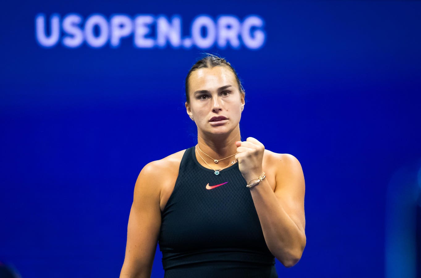 Aryna Sabalenka Reaches Semis As Roger Federer Watches On