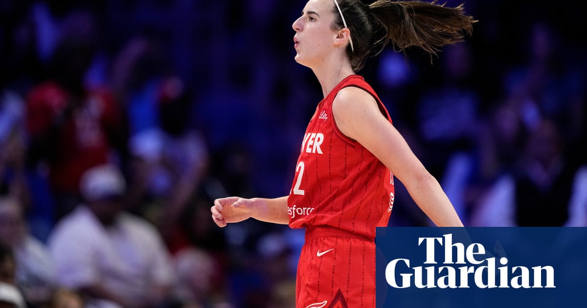 Caitlin Clark leads Fever to fourth-straight win as Indiana close on playoff spot | WNBA