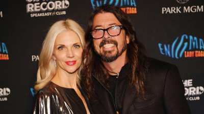 Dave Grohl and Wife Jordyn Blum s Relationship Timeline 836