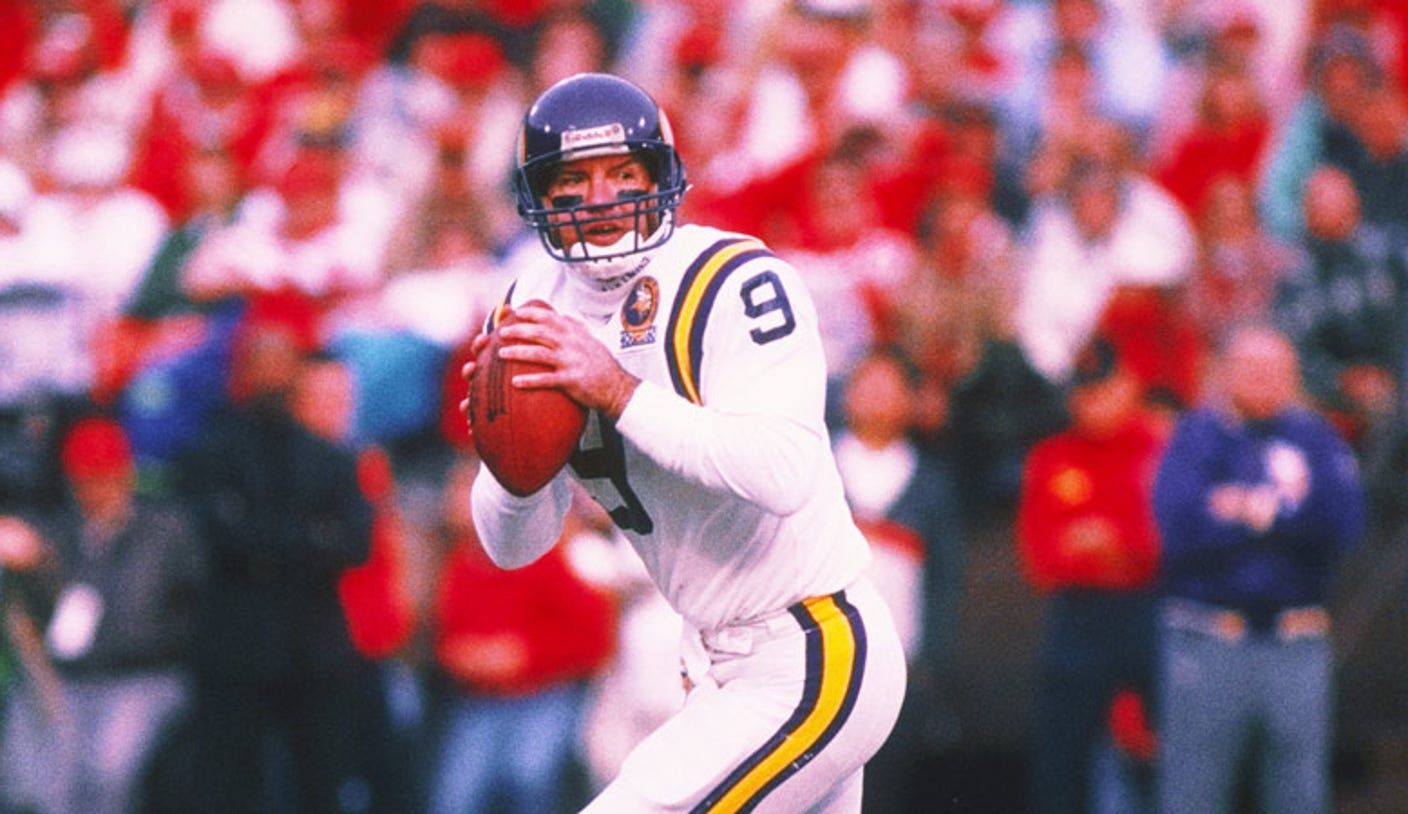 Ex-Vikings QB Tommy Kramer, inspired by Brett Favre, says he has dementia