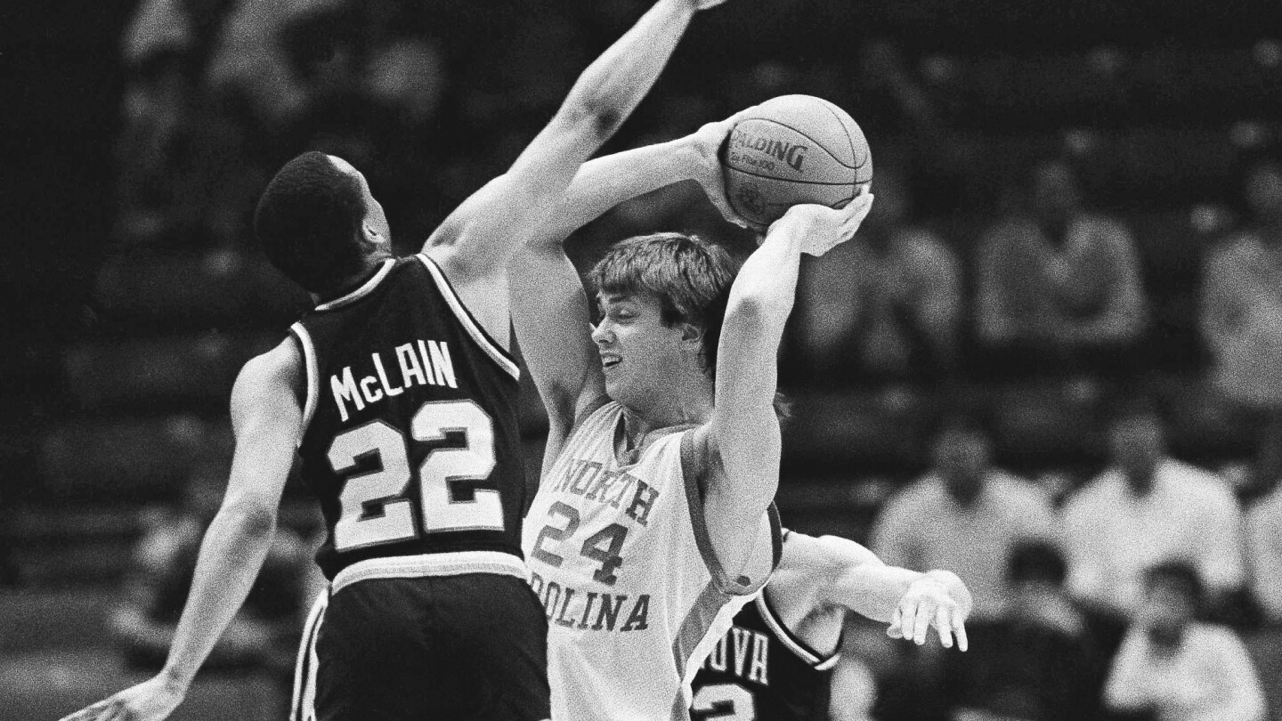 Joe Wolf, who played for North Carolina and 7 NBA teams, dies at 59