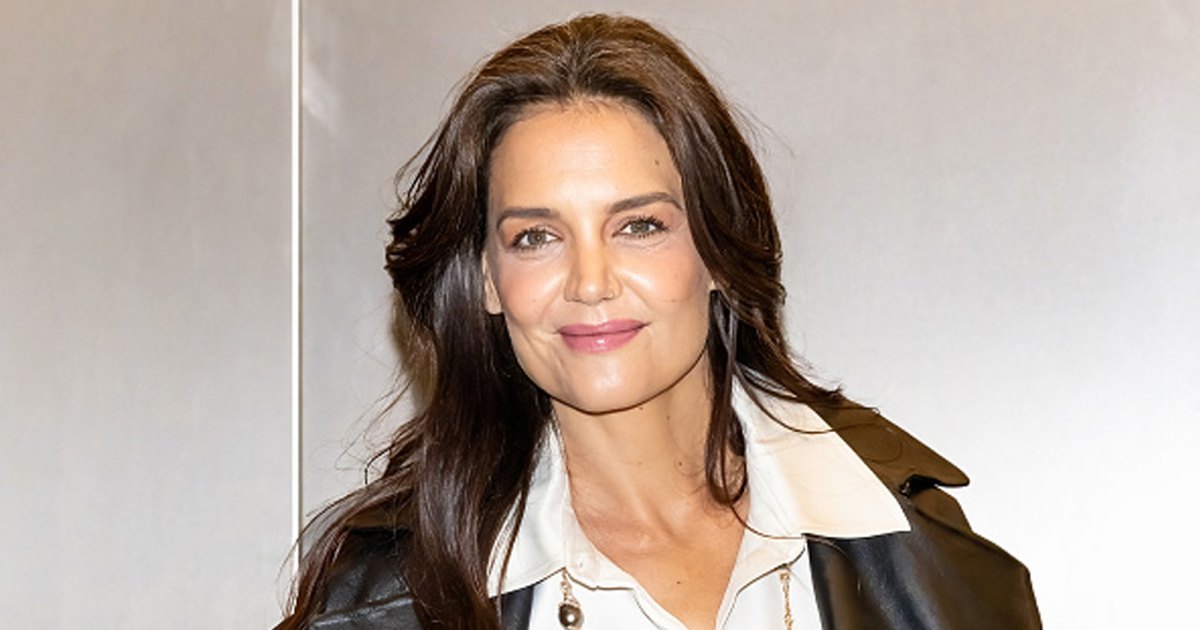 Katie Holmes's Exact Metallic Flats are Now 23% off on Amazon