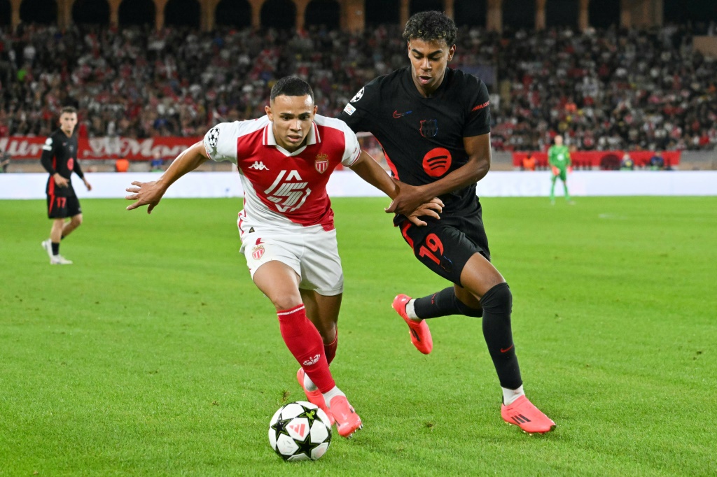 Monaco downs 10-man Barcelona as Arsenal held in stalemate