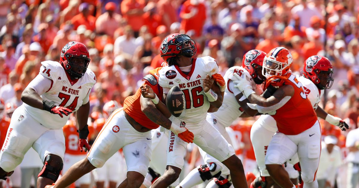 NC State embarrasses itself in 59-35 loss at Clemson