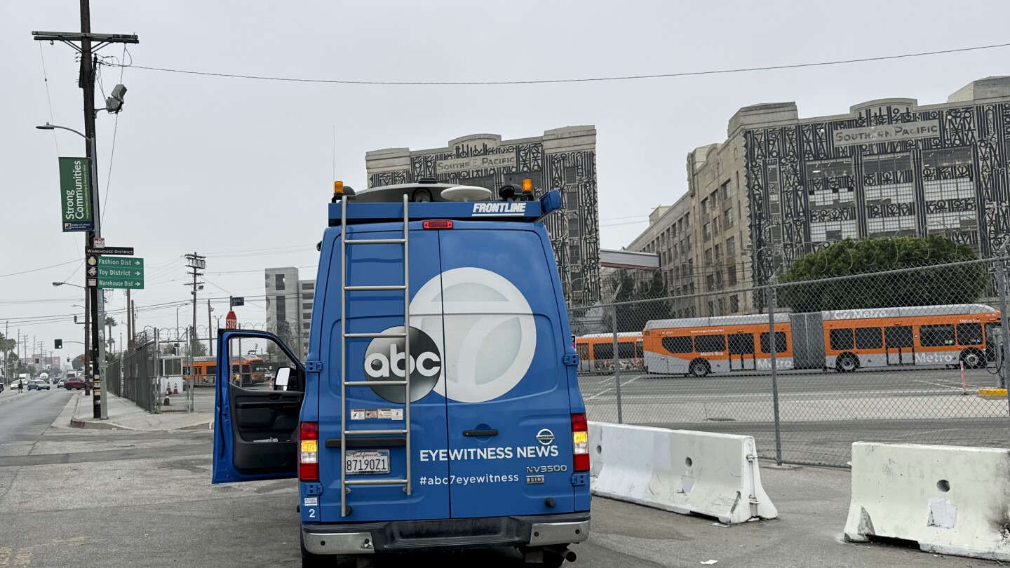 Passenger killed when gunman hijacks city bus, leads police on chase through downtown Los Angeles